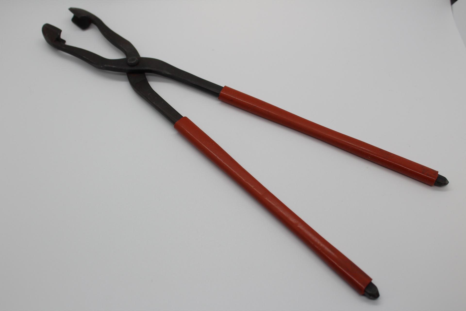 107A | Black spark plug boot tongs | Kilimanjaro Designs